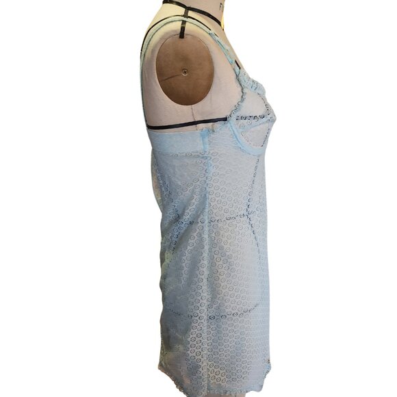 Vintage Light Green-blue lace slip - Picture 3 of 8